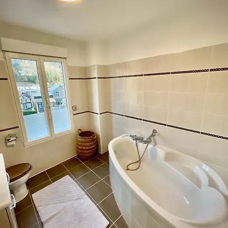 Ferienhaus Etretat: Agreable Maison De *