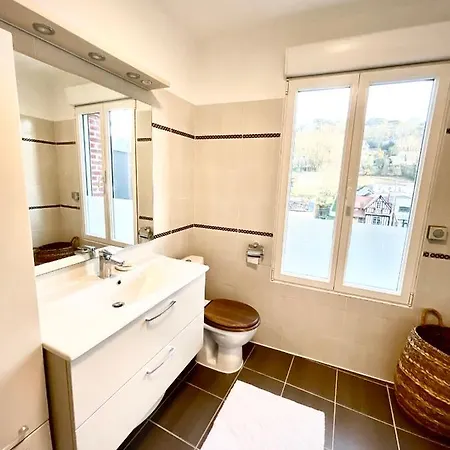 Ferienhaus Etretat: Agreable Maison De